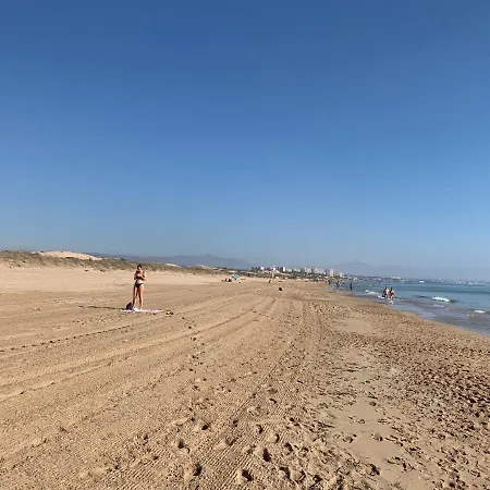 Lejlighed Apartamentoen La Playa, 200 Mts De La Playa Nuevo